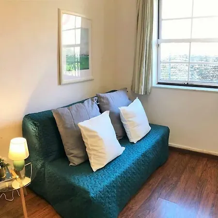New! Beautiful Charming Flat At Best Location *