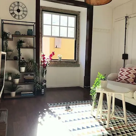 Apartment New! Beautiful Charming Flat At Best Location
